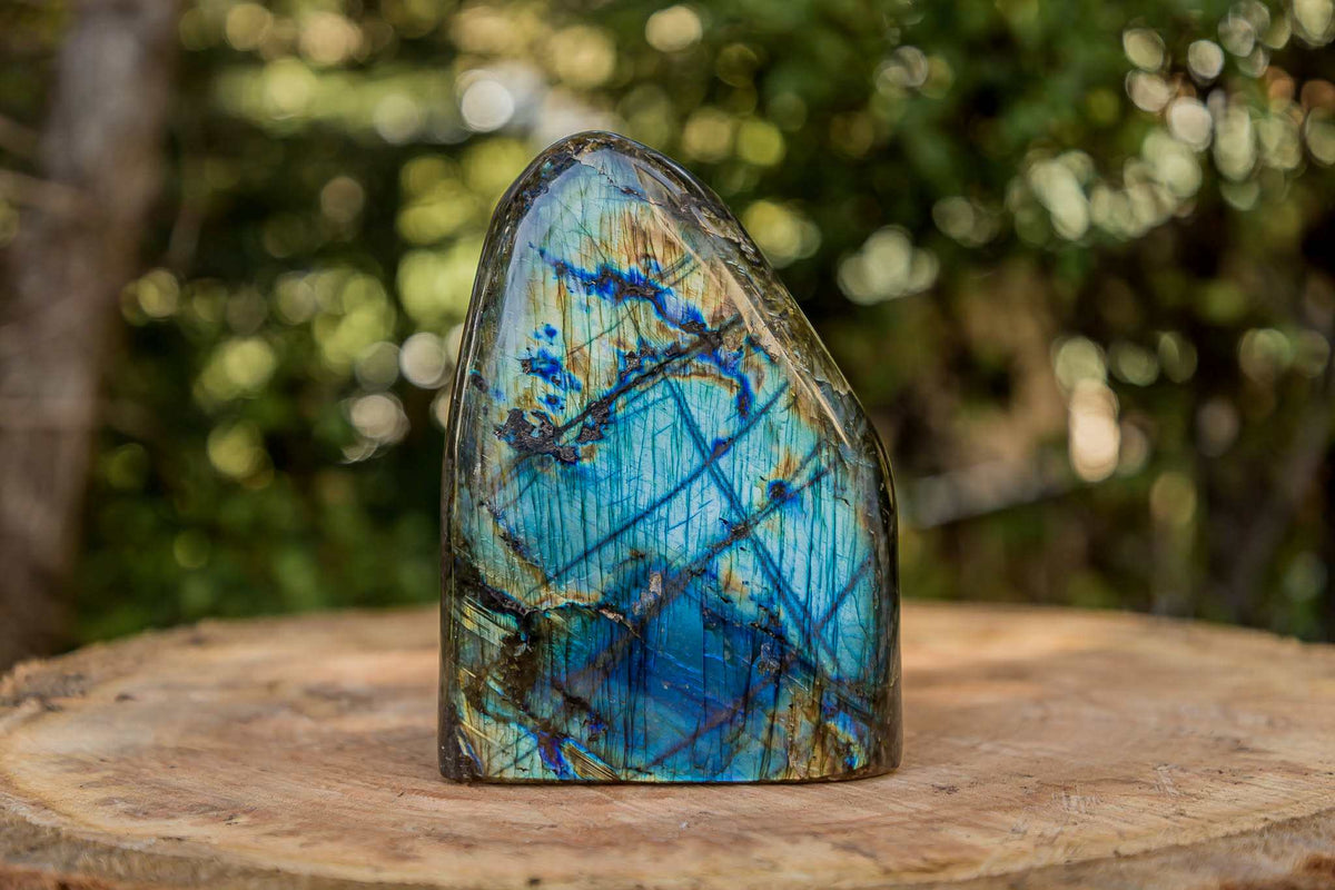 Labradorite | The Stone That Plays With Light