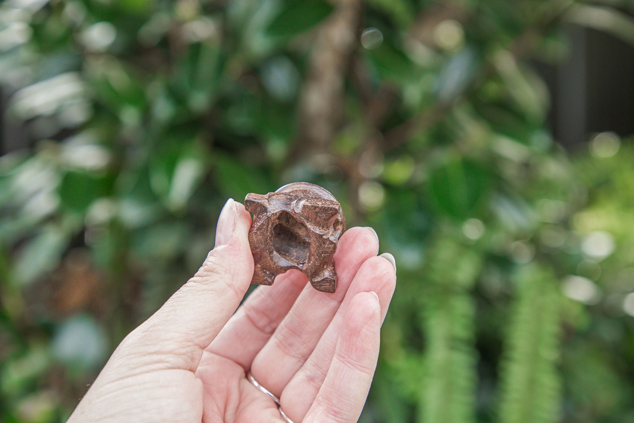 Angelite Sphere + Stand