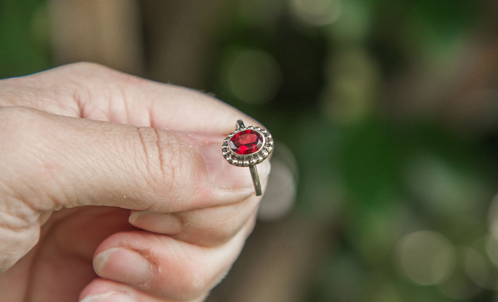 Sterling Silver Ring | Garnet