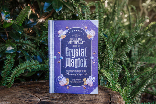 The Modern Witchcraft Book of Crystal Magick