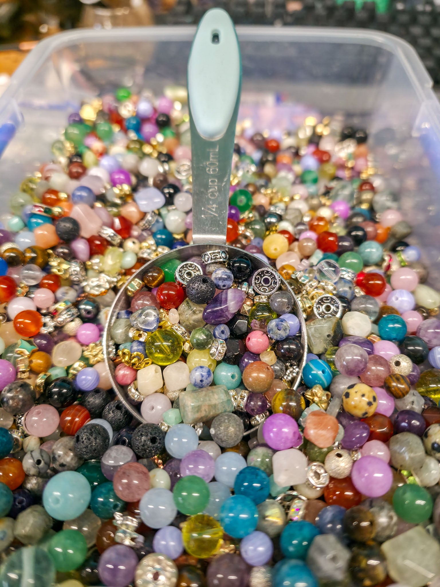 Crystal Bead Scoop